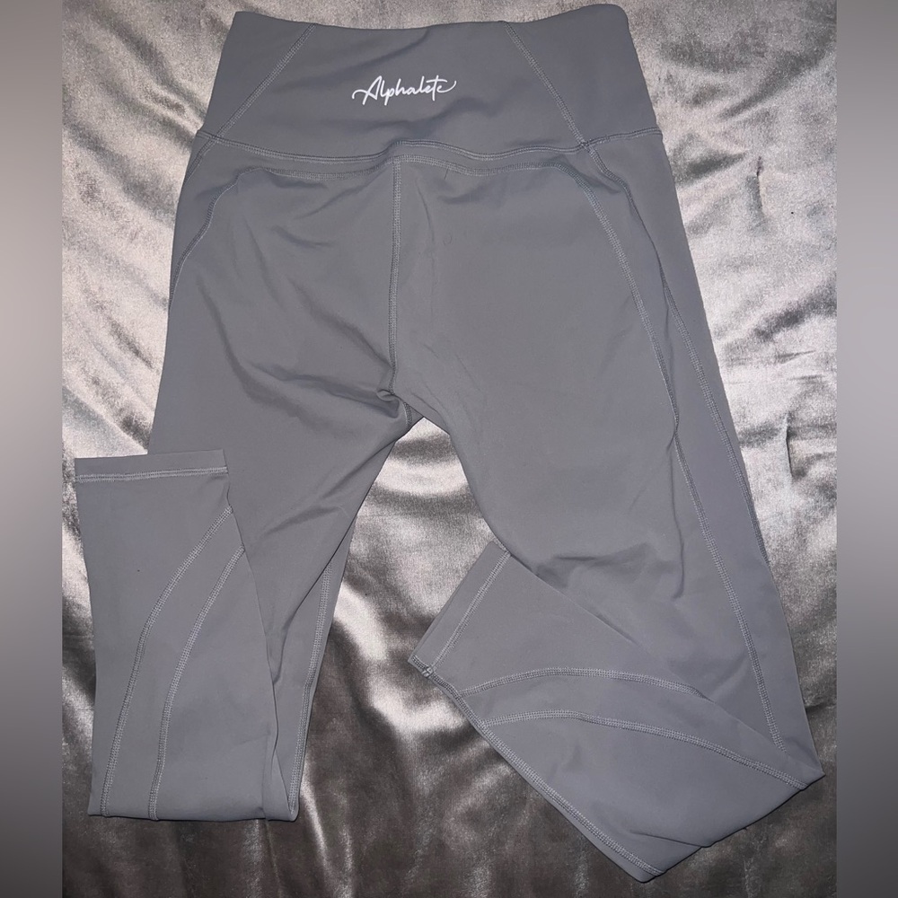 Alphalete Pulse Surge Leggings